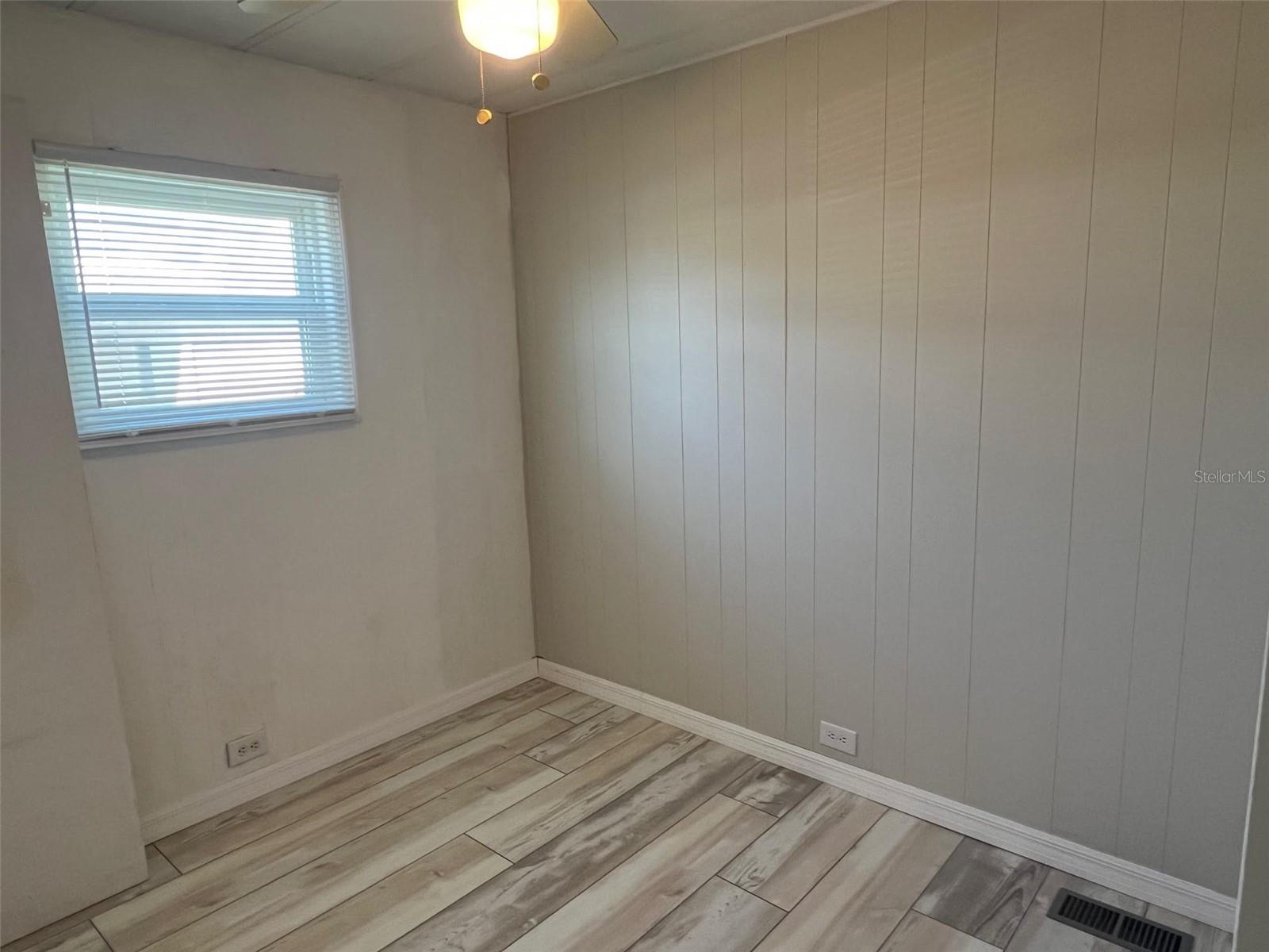 Image 21 of 28 For 103 Pindo Palm Street W