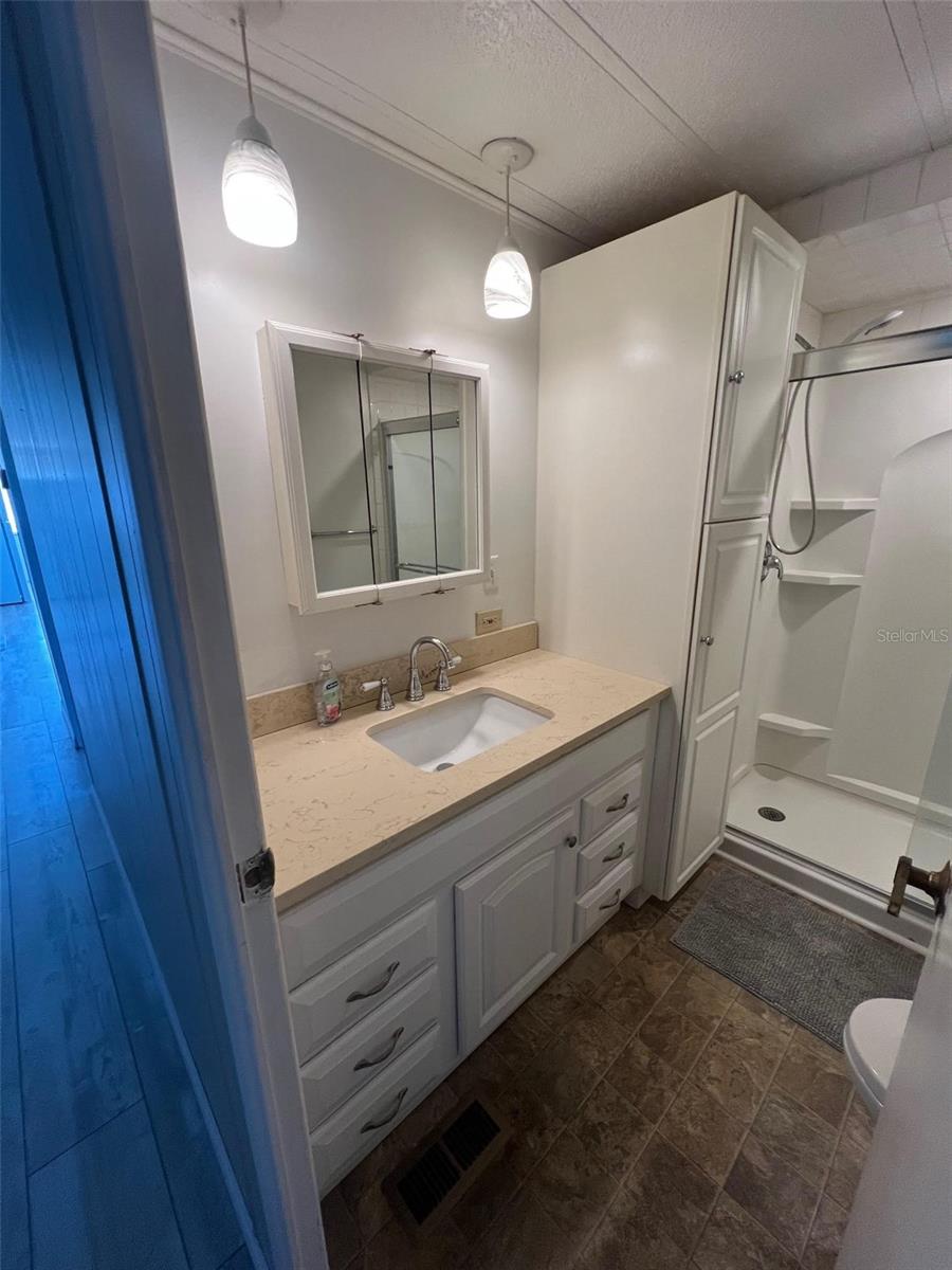 Image 22 of 28 For 103 Pindo Palm Street W