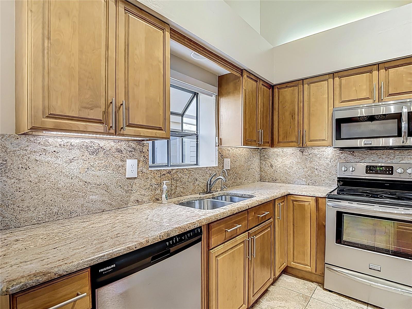 Image 39 of 60 For 2934 Windmoor Drive S