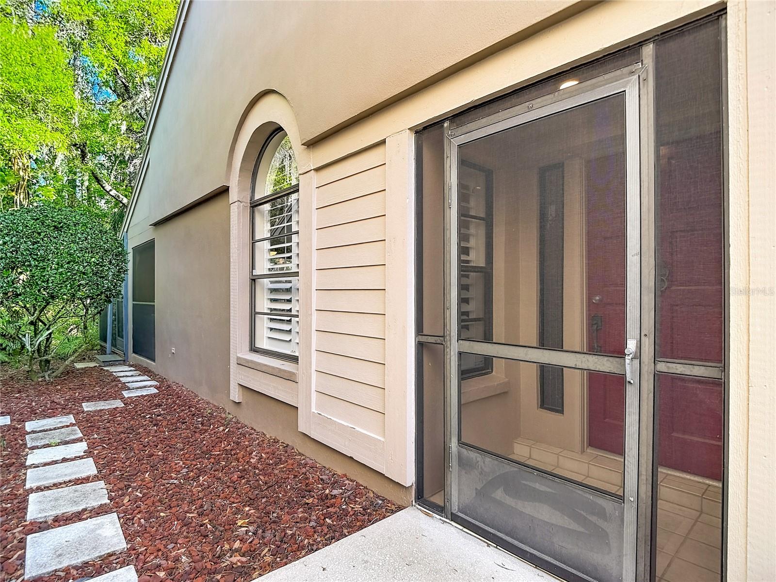 Image 5 of 60 For 2934 Windmoor Drive S