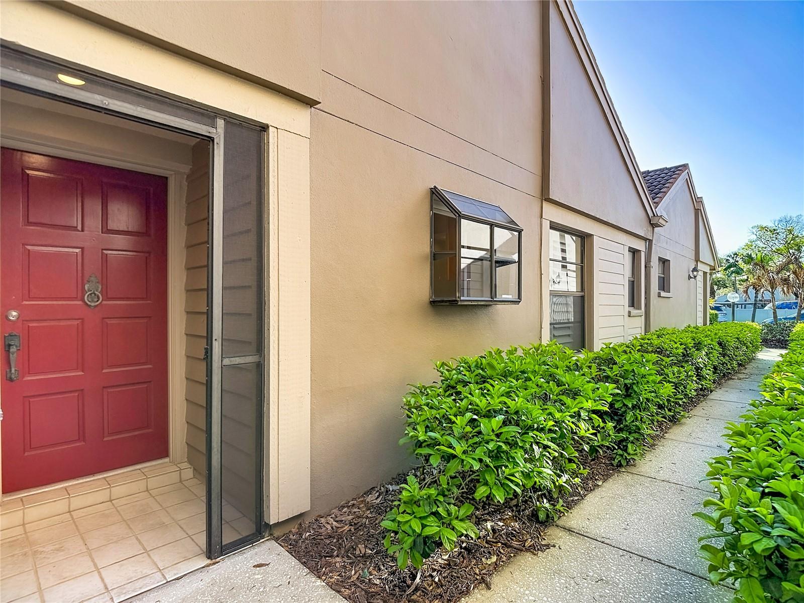 Image 7 of 60 For 2934 Windmoor Drive S