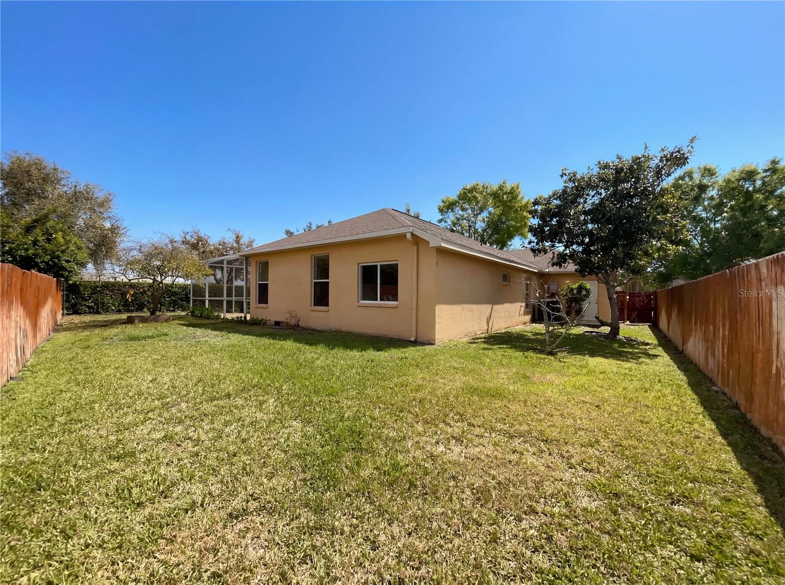 Listing photo id 22 for 10101 Kingsbridge Avenue