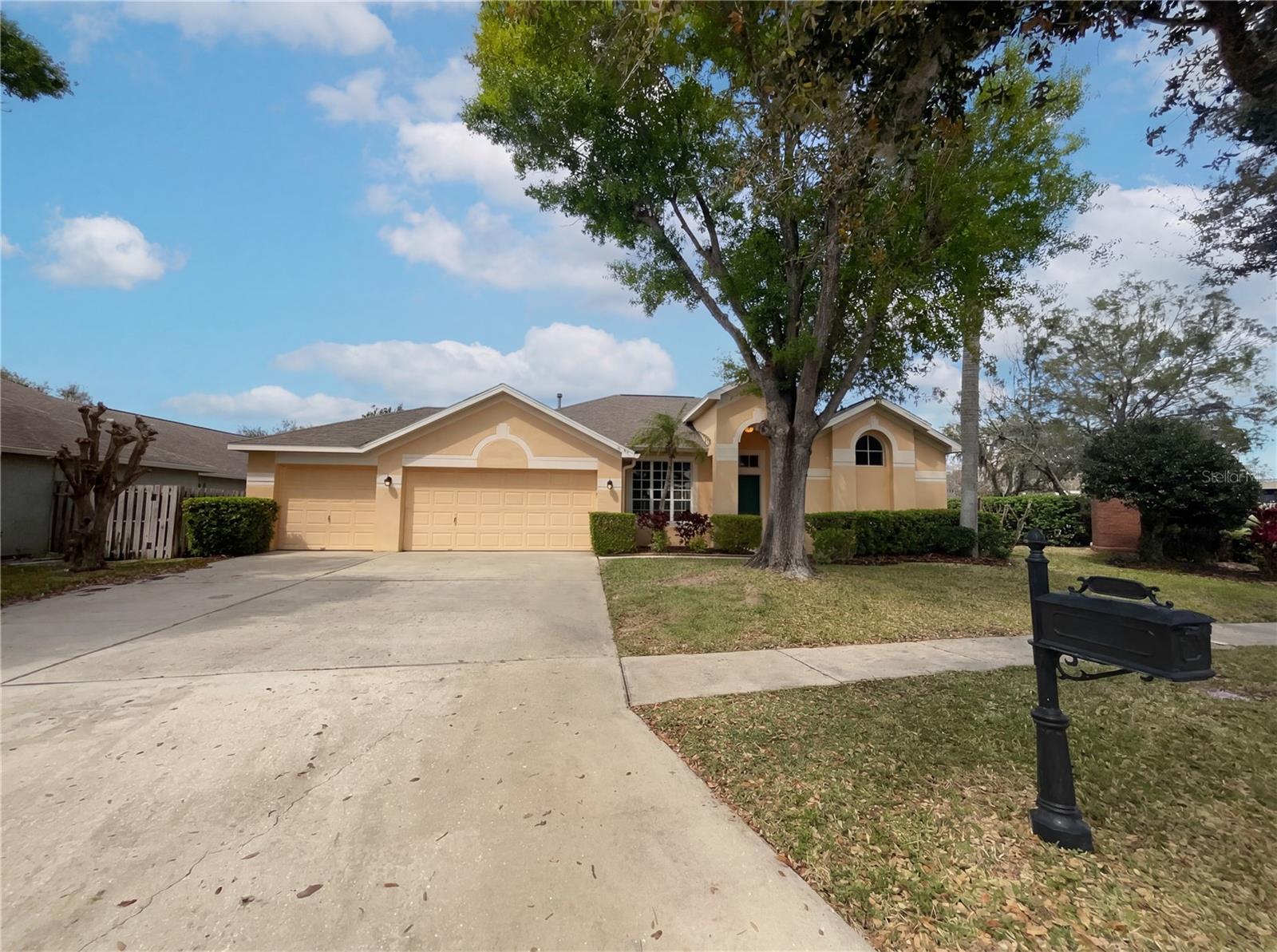 Listing photo id 23 for 10101 Kingsbridge Avenue