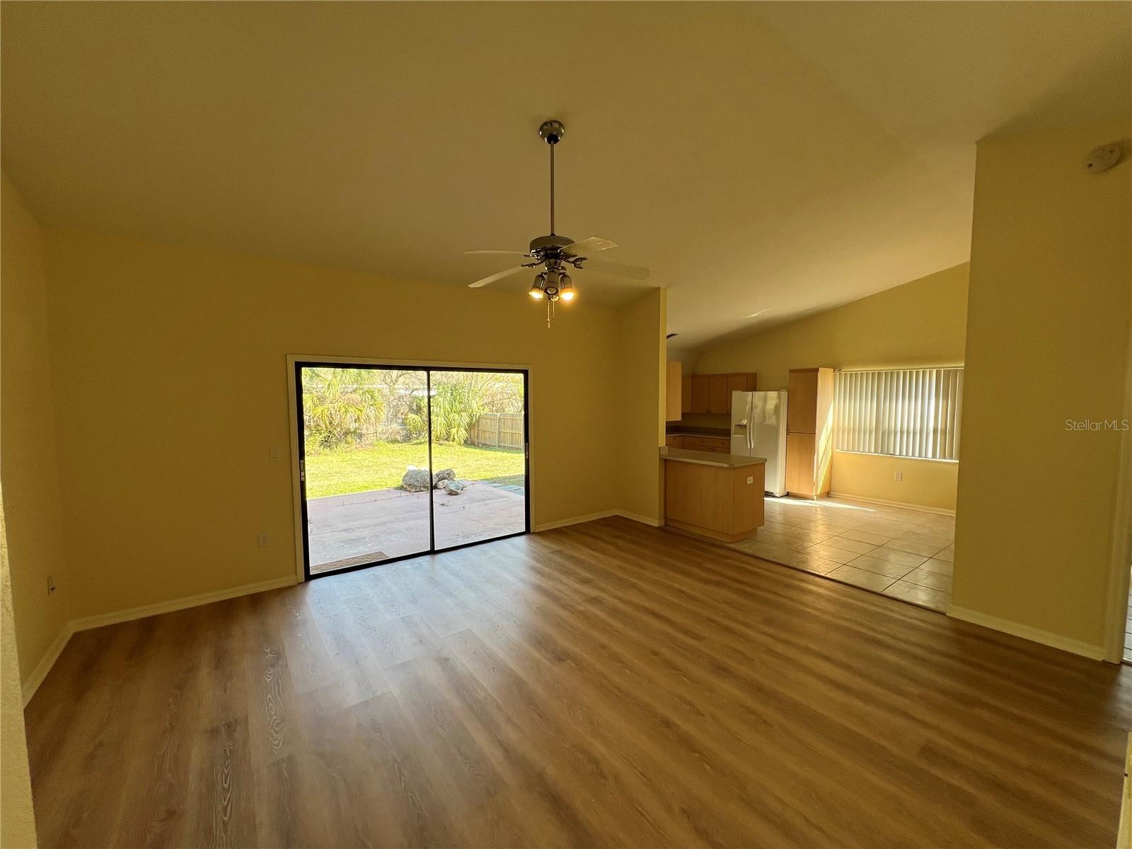 Image 6 of 16 For 15516 Charmwood Drive