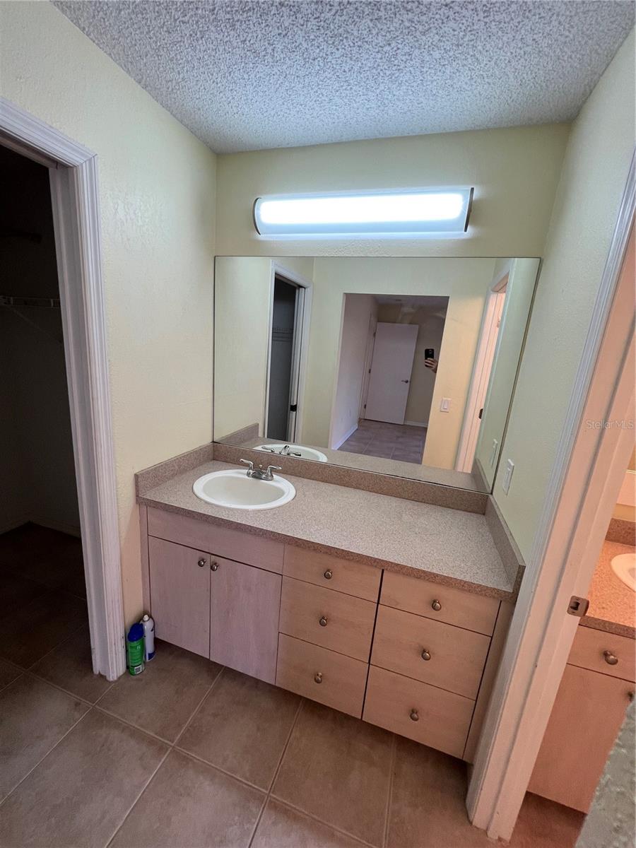 Image 9 of 16 For 15516 Charmwood Drive