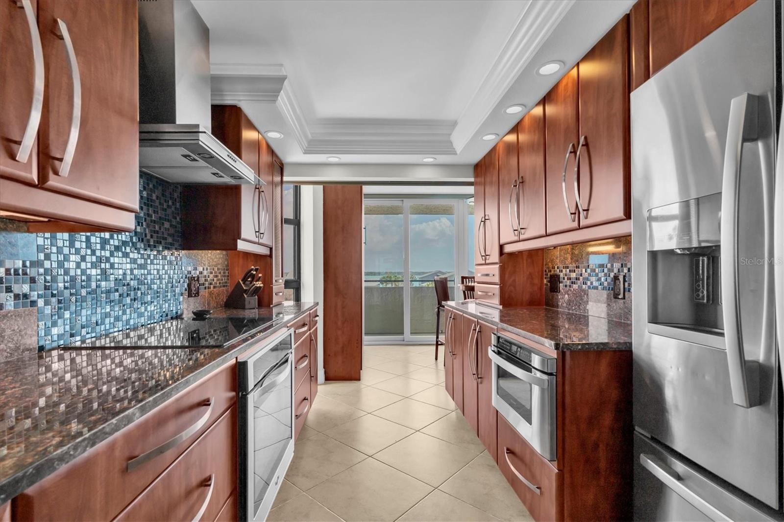 Image 12 of 47 For 1290 Gulf Boulevard 408