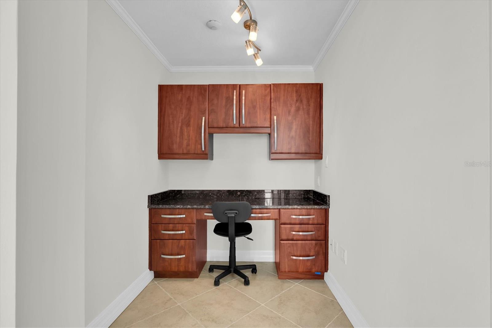 Image 15 of 47 For 1290 Gulf Boulevard 408