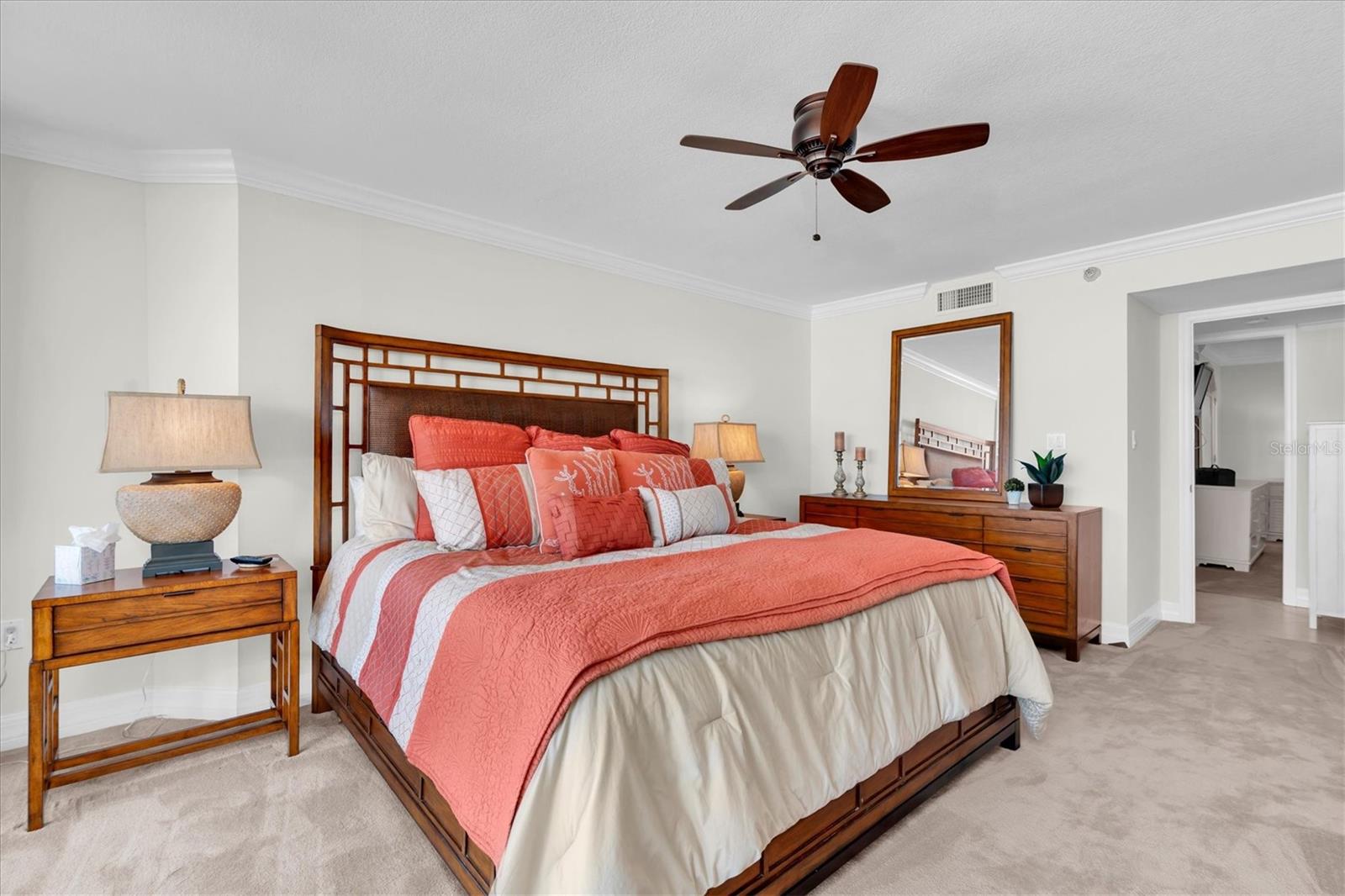 Image 19 of 47 For 1290 Gulf Boulevard 408