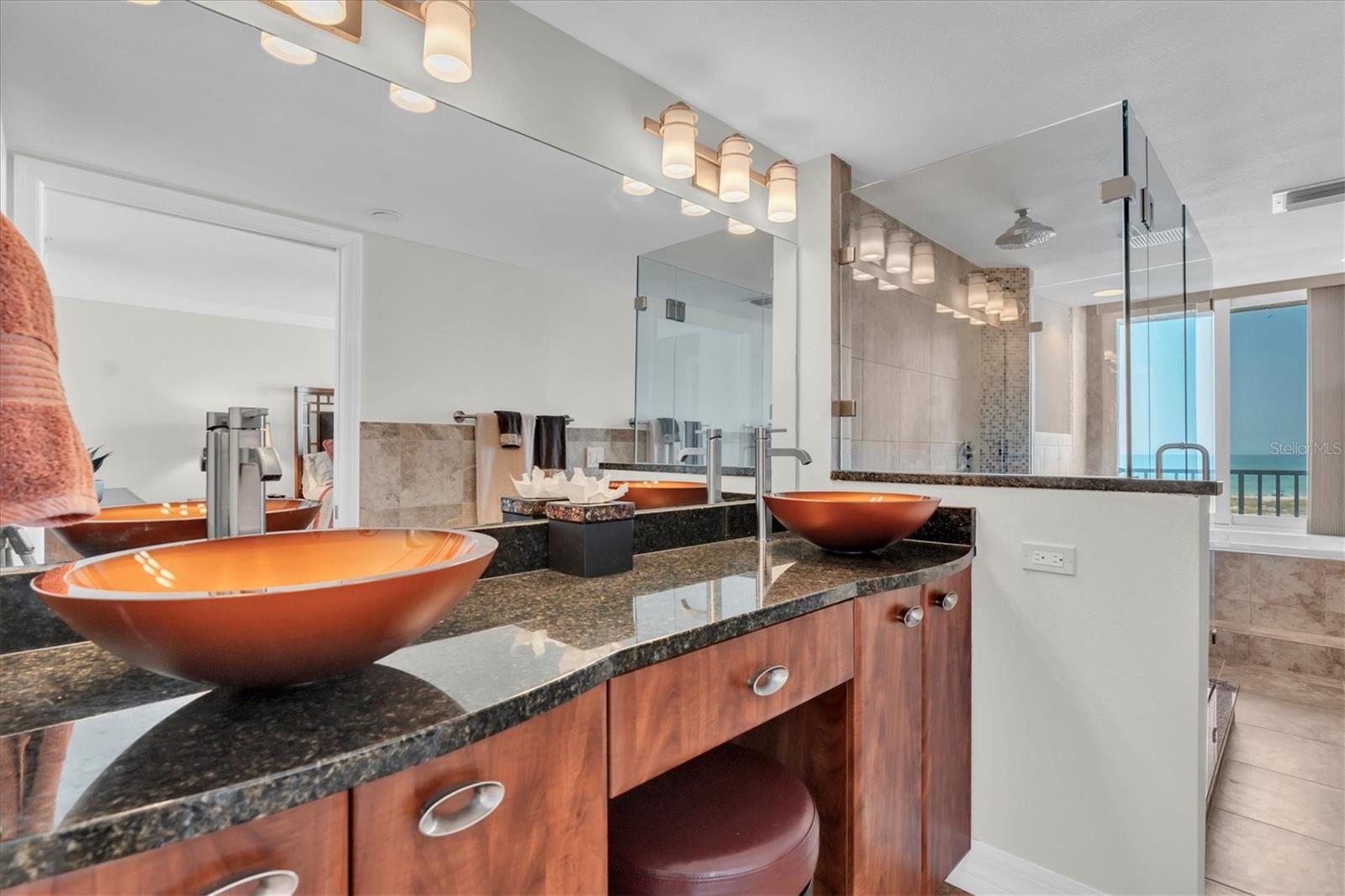 Image 23 of 47 For 1290 Gulf Boulevard 408