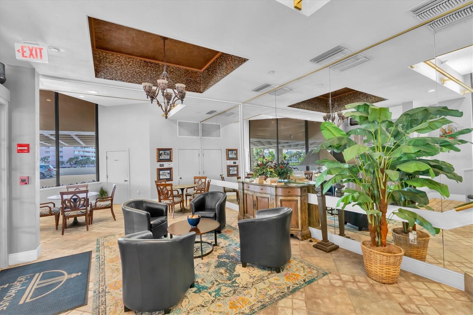 Image 36 of 47 For 1290 Gulf Boulevard 408