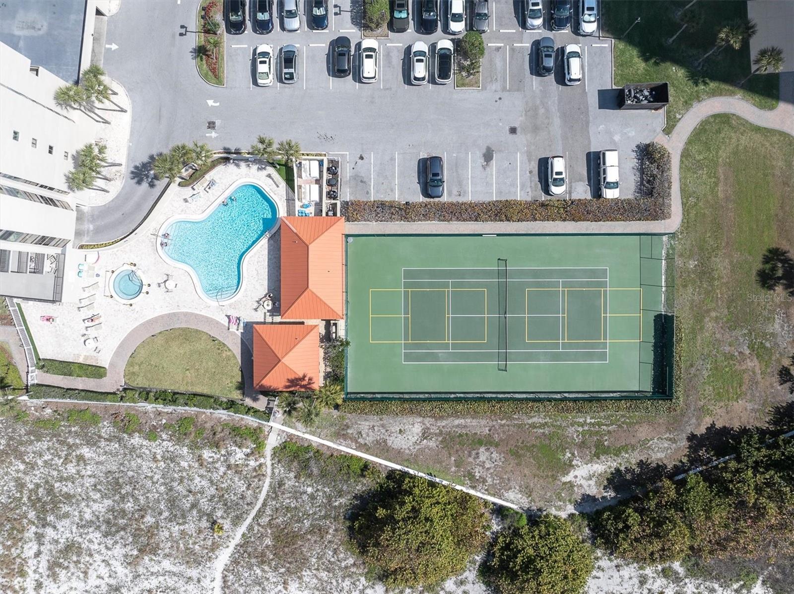 Image 41 of 47 For 1290 Gulf Boulevard 408