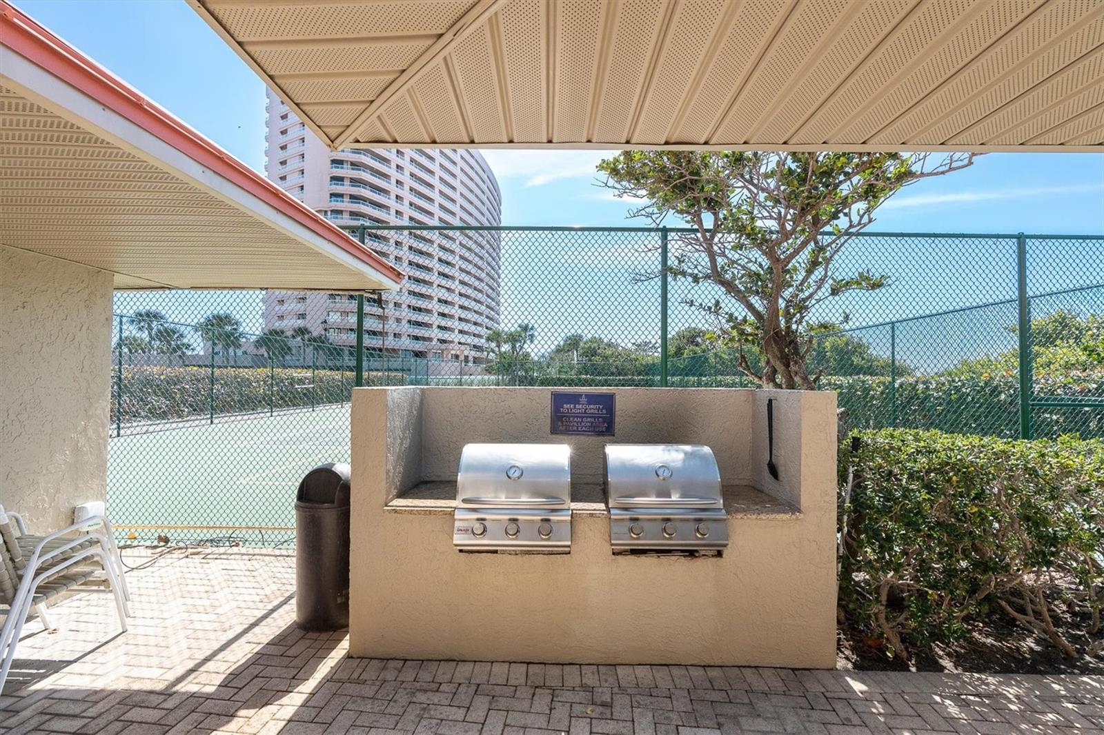 Image 45 of 47 For 1290 Gulf Boulevard 408