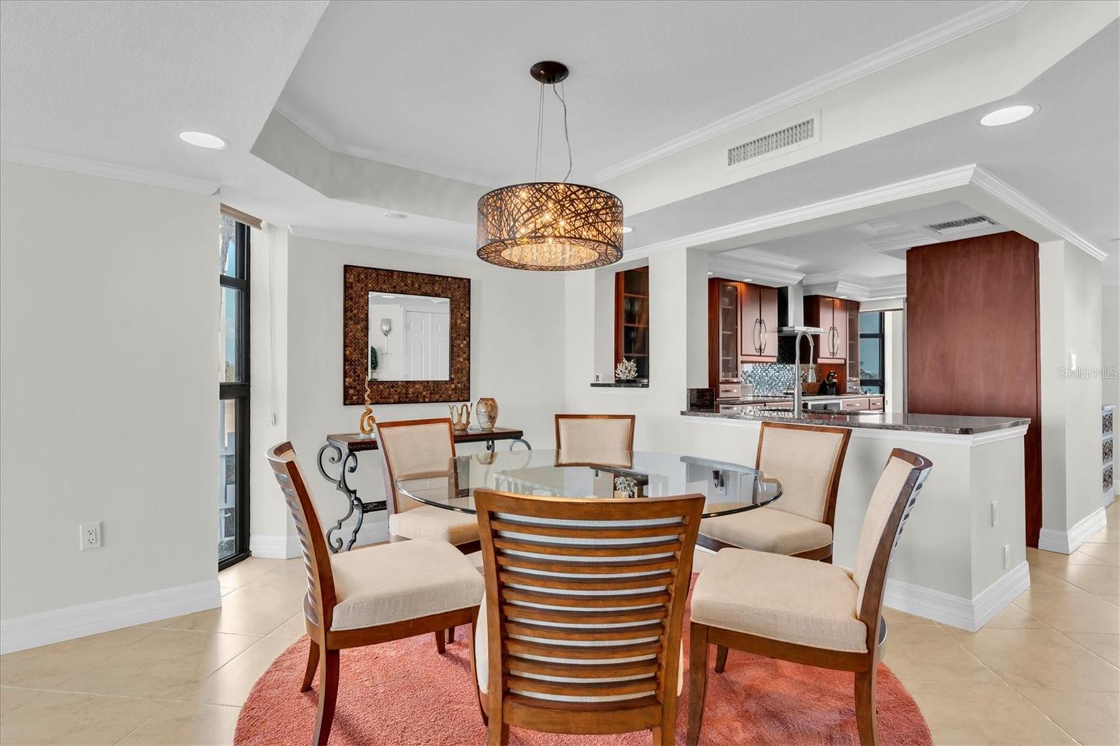 Image 9 of 47 For 1290 Gulf Boulevard 408