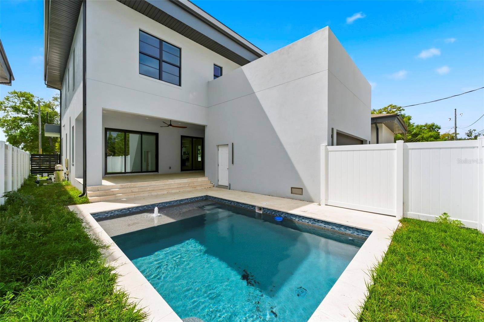 Image 2 of 62 For 4543 26th Avenue S