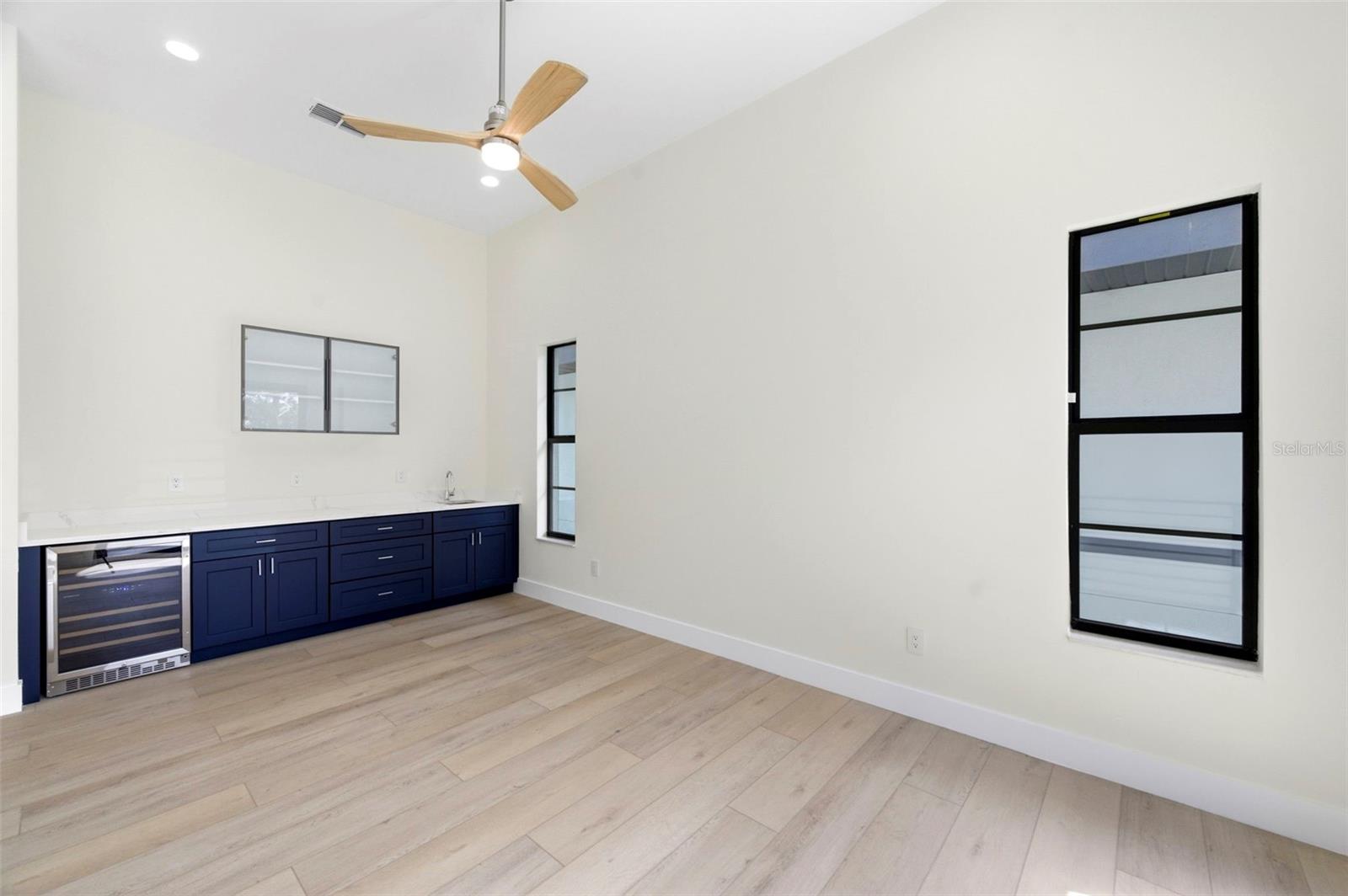 Image 20 of 62 For 4543 26th Avenue S