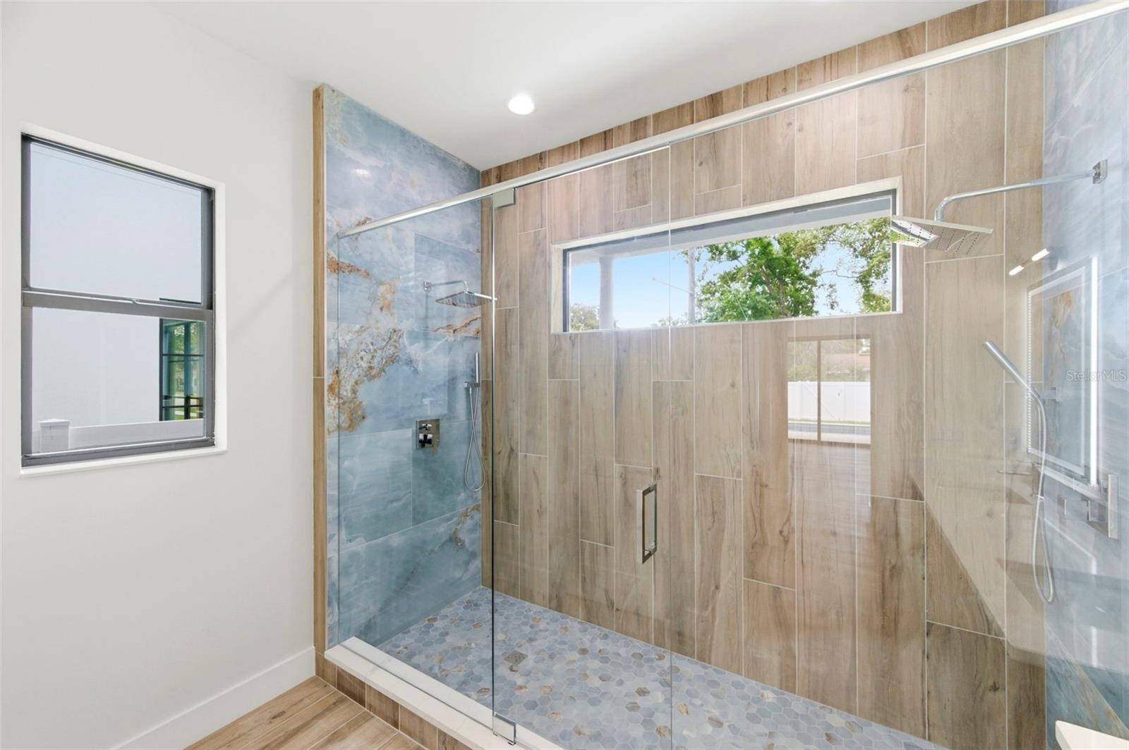 Image 29 of 62 For 4543 26th Avenue S