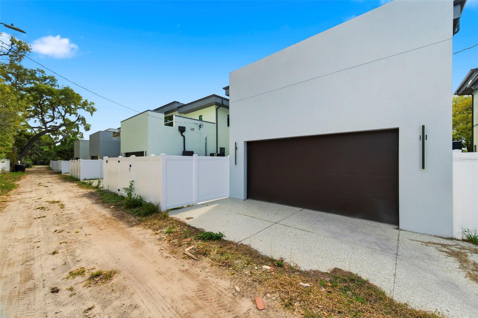 Image 57 of 62 For 4543 26th Avenue S