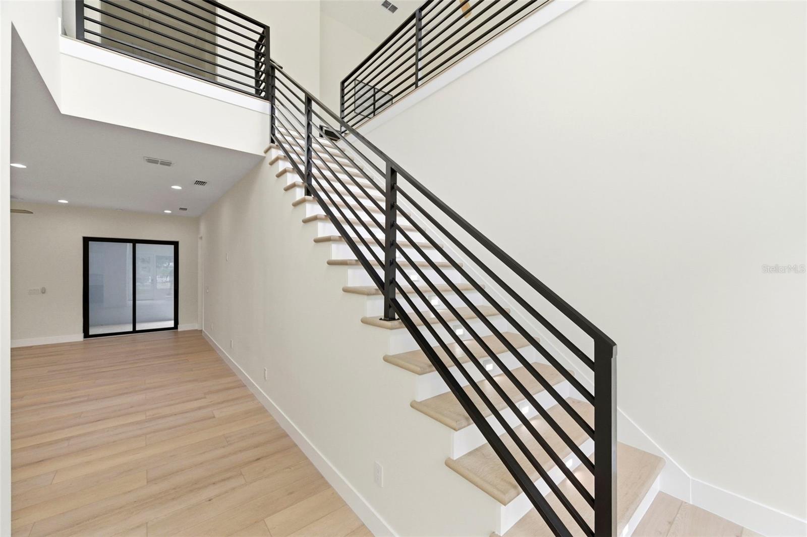 Image 7 of 62 For 4543 26th Avenue S