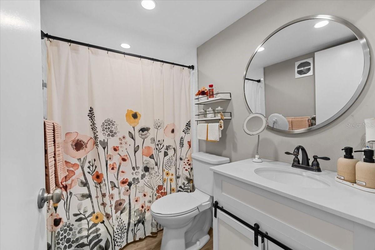 Image 11 of 37 For 1235 Highland Avenue 2-307