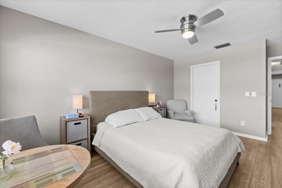 Image 17 of 37 For 1235 Highland Avenue 2-307