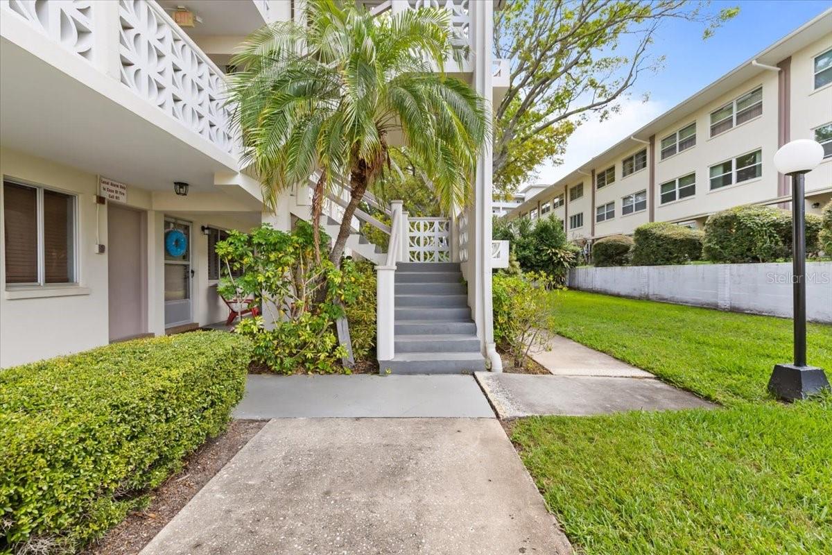 Image 21 of 37 For 1235 Highland Avenue 2-307