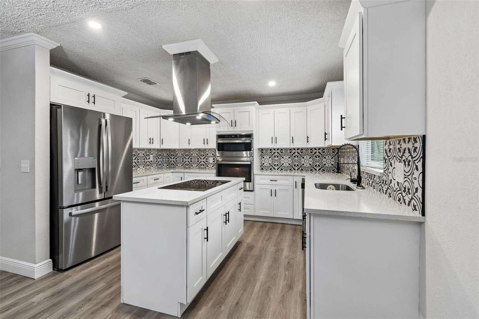 Image 25 of 100 For 7403 Spring Court