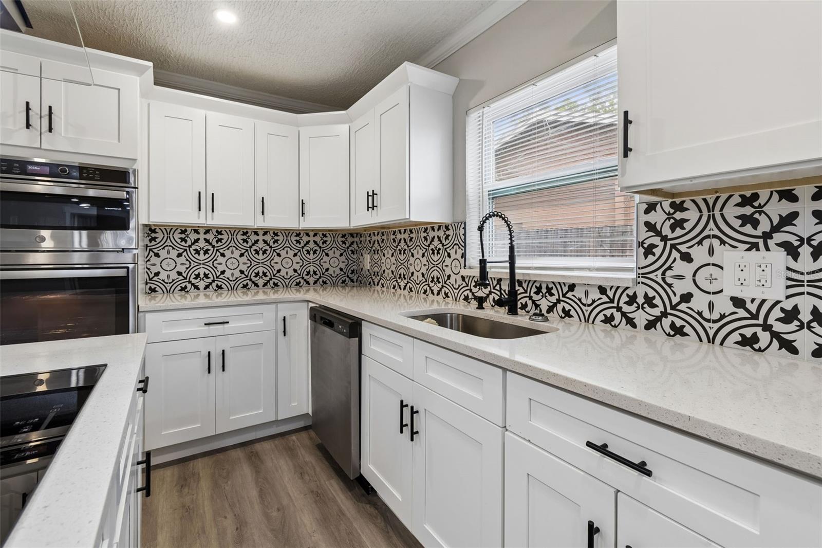 Image 28 of 100 For 7403 Spring Court