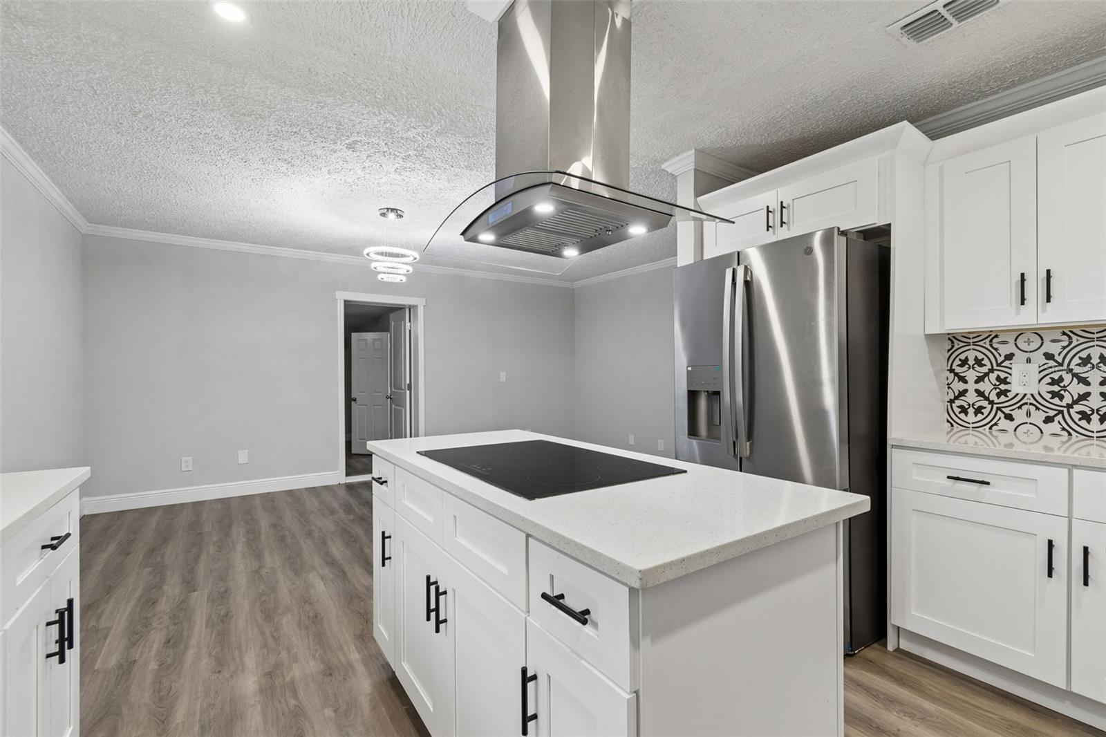 Image 31 of 100 For 7403 Spring Court