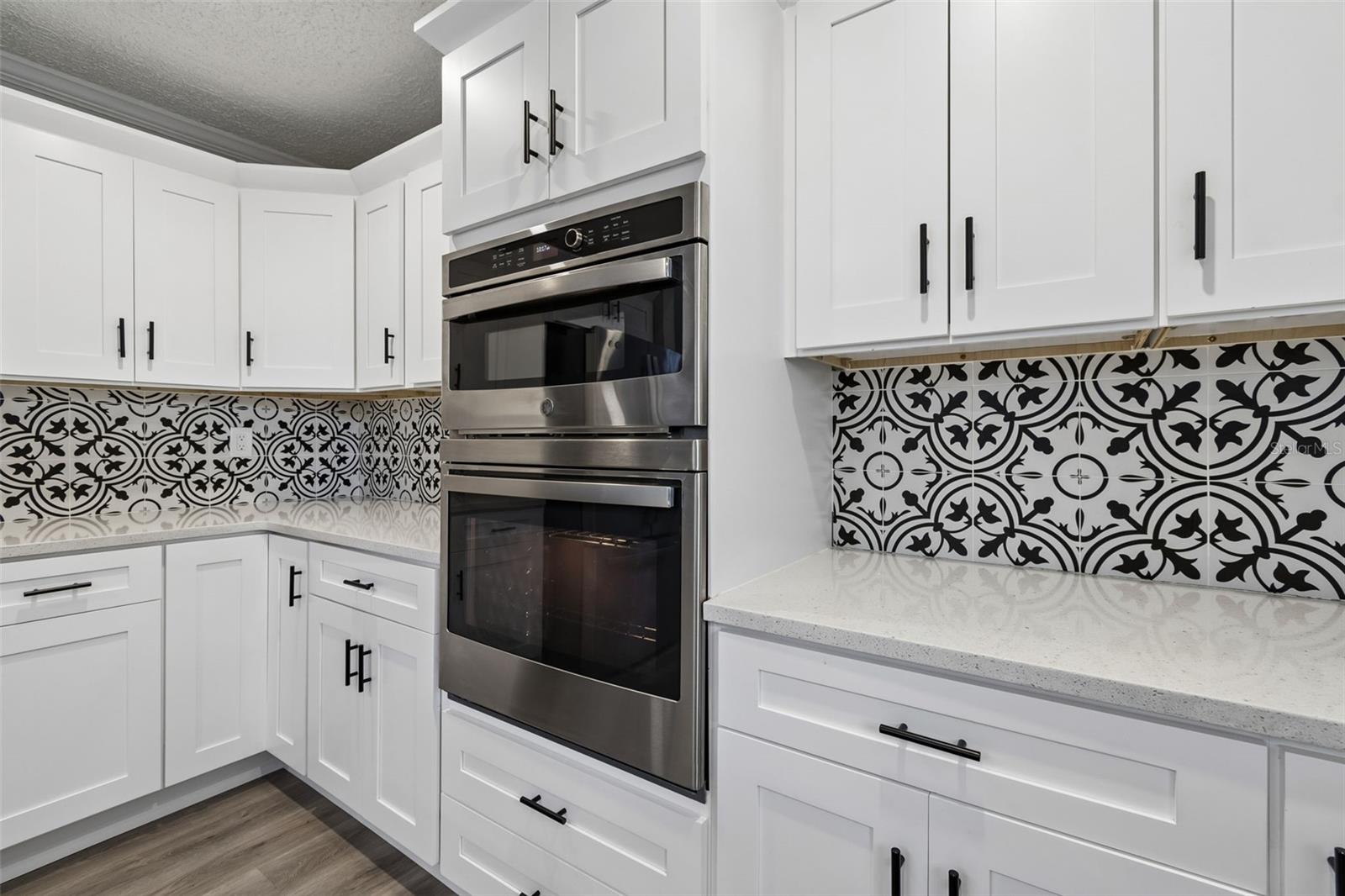 Image 32 of 100 For 7403 Spring Court