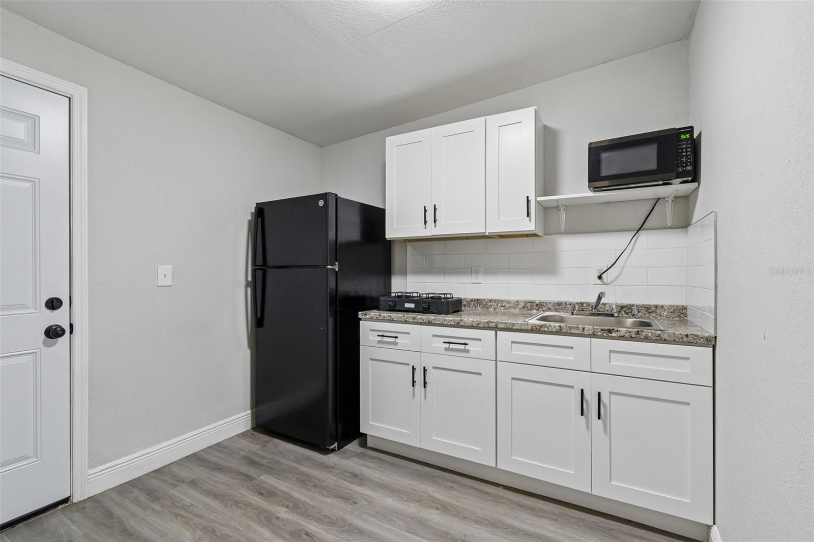 Image 43 of 100 For 7403 Spring Court