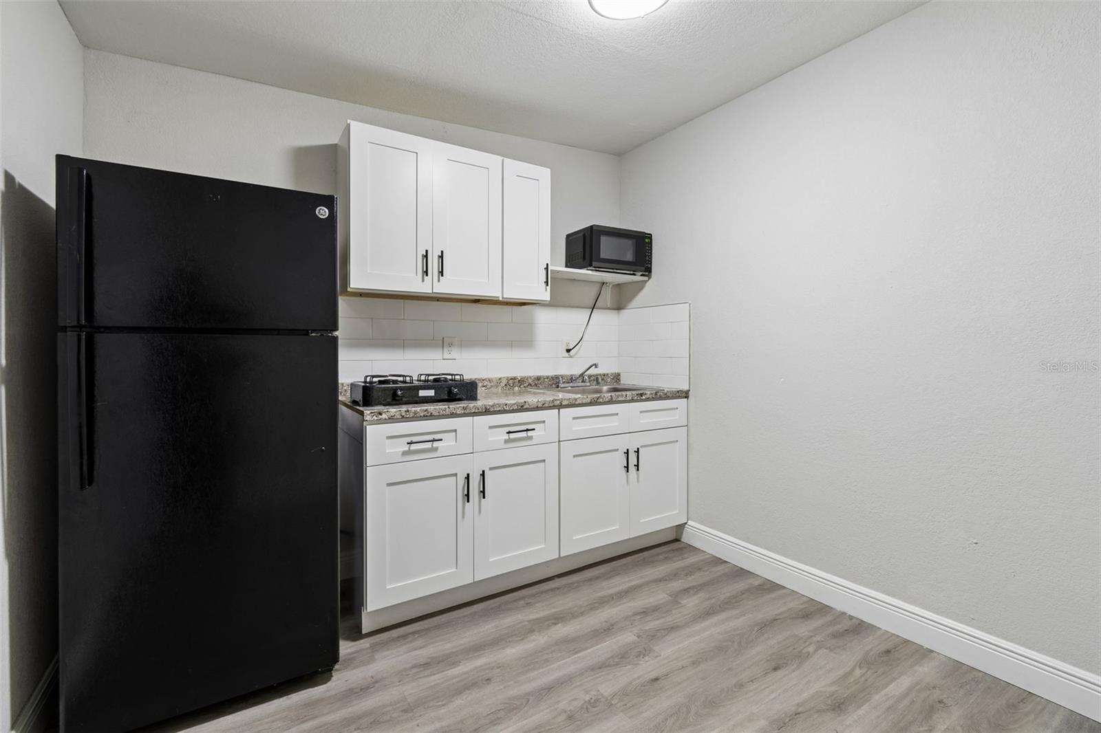 Image 46 of 100 For 7403 Spring Court