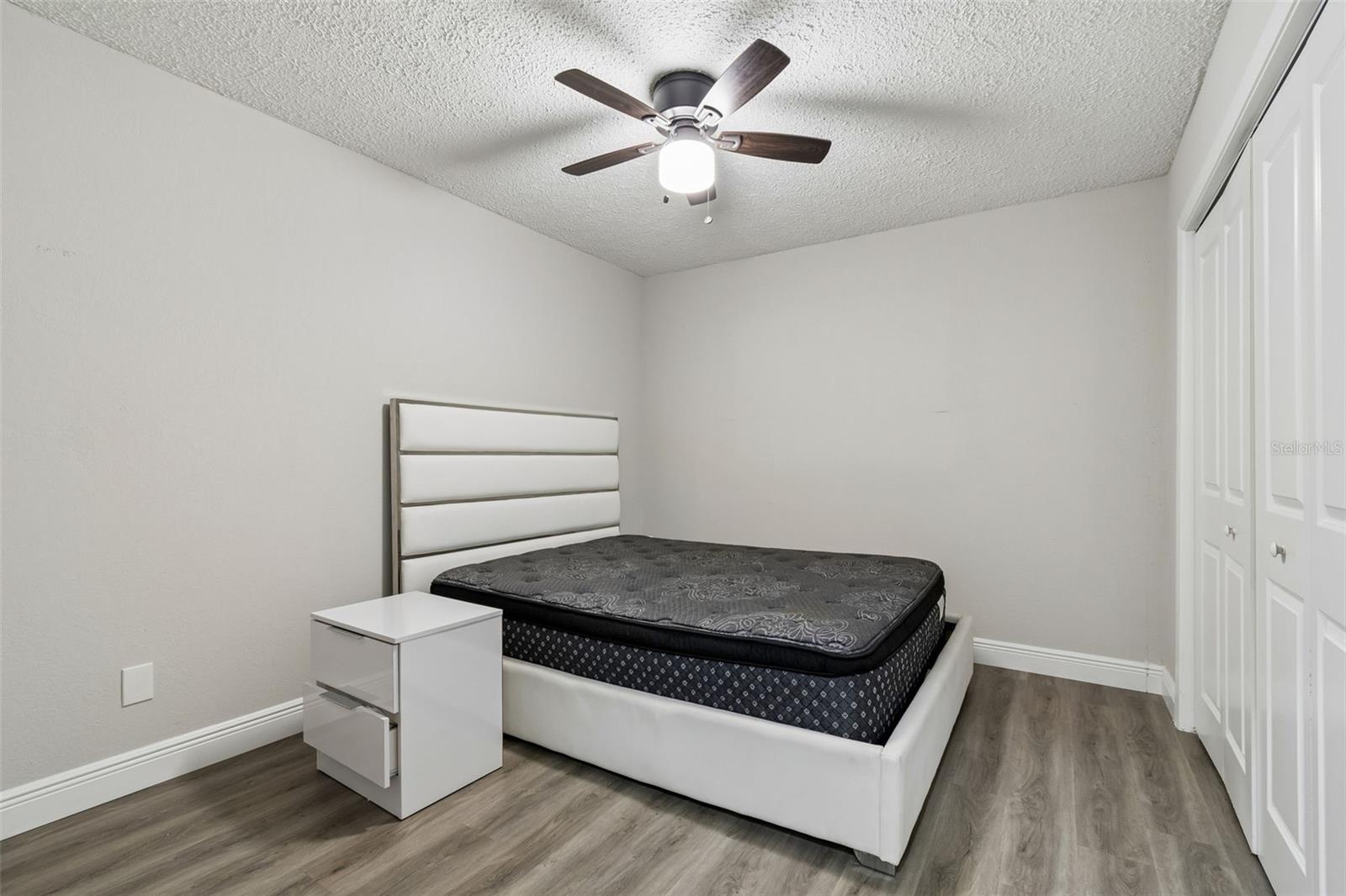 Image 49 of 100 For 7403 Spring Court