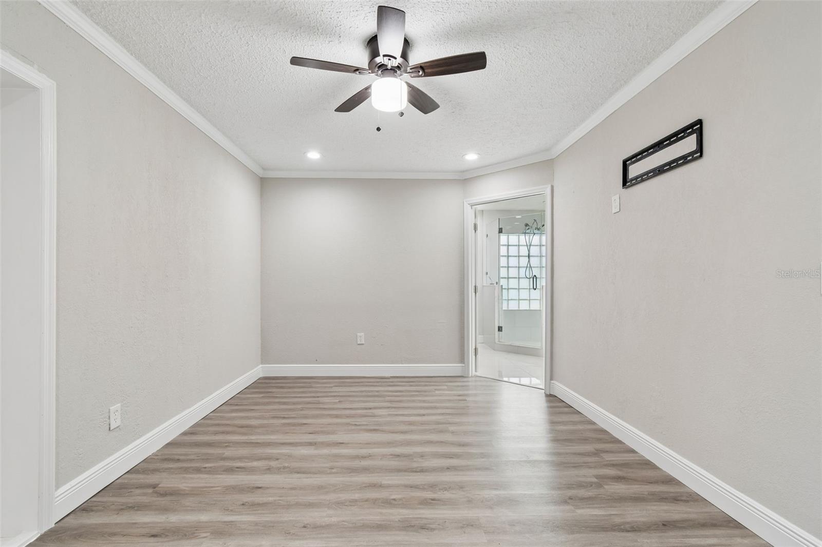 Image 63 of 100 For 7403 Spring Court