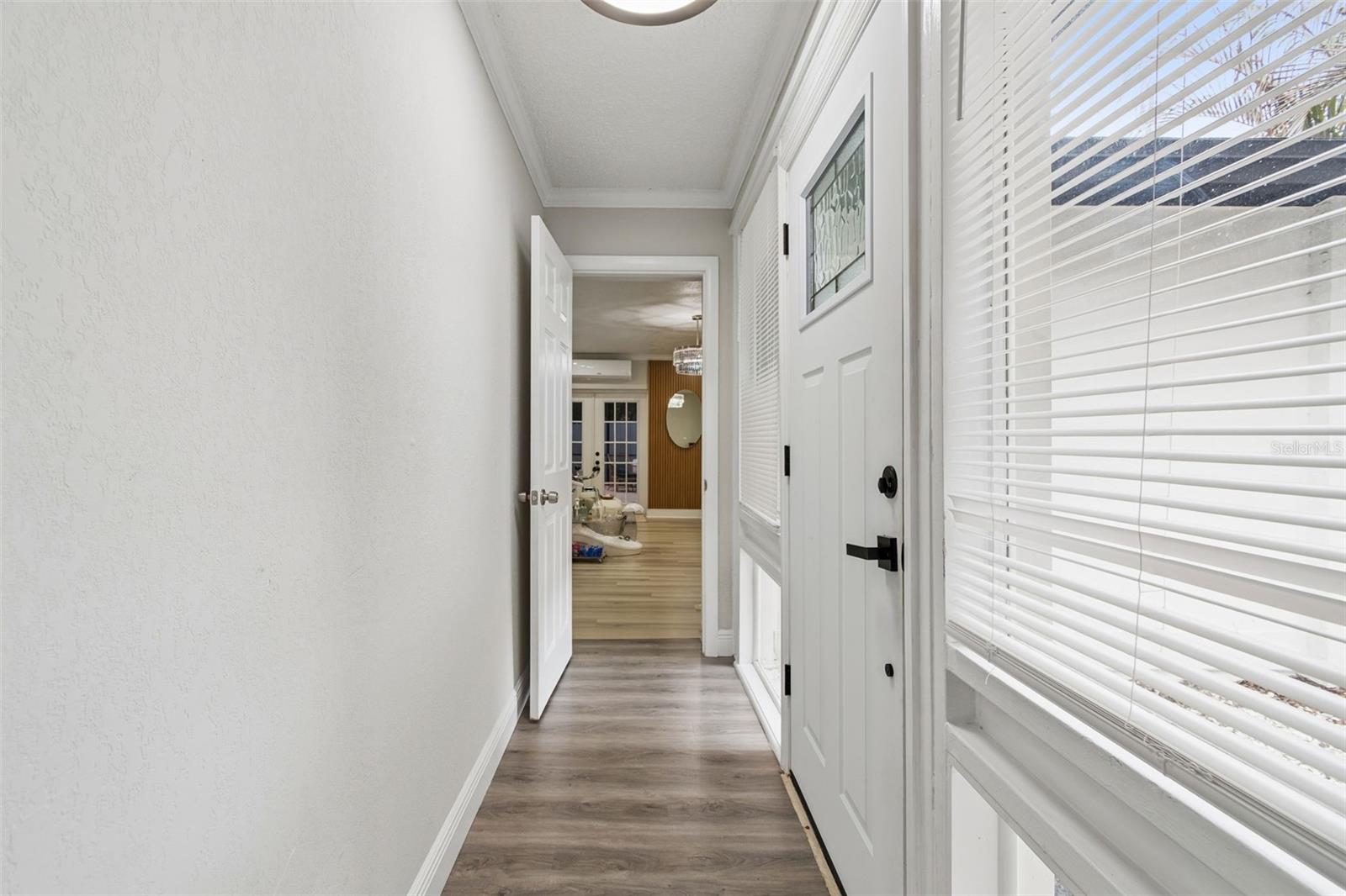 Image 8 of 100 For 7403 Spring Court