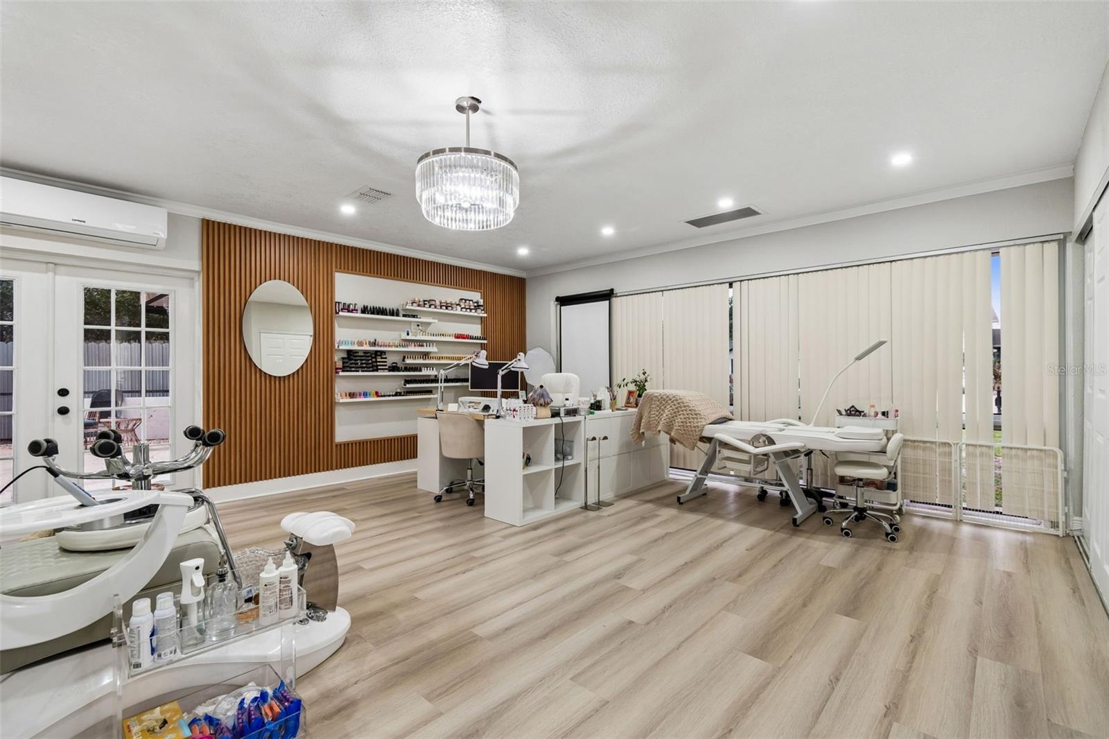 Image 81 of 100 For 7403 Spring Court