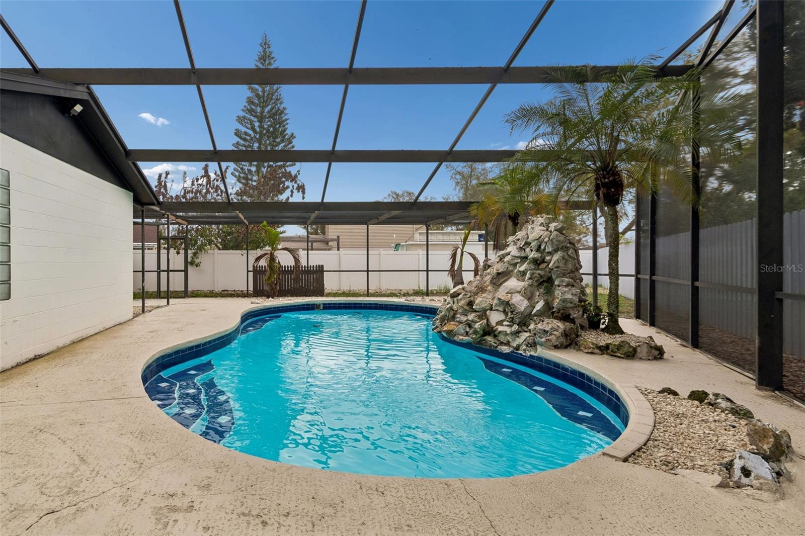 Image 86 of 100 For 7403 Spring Court