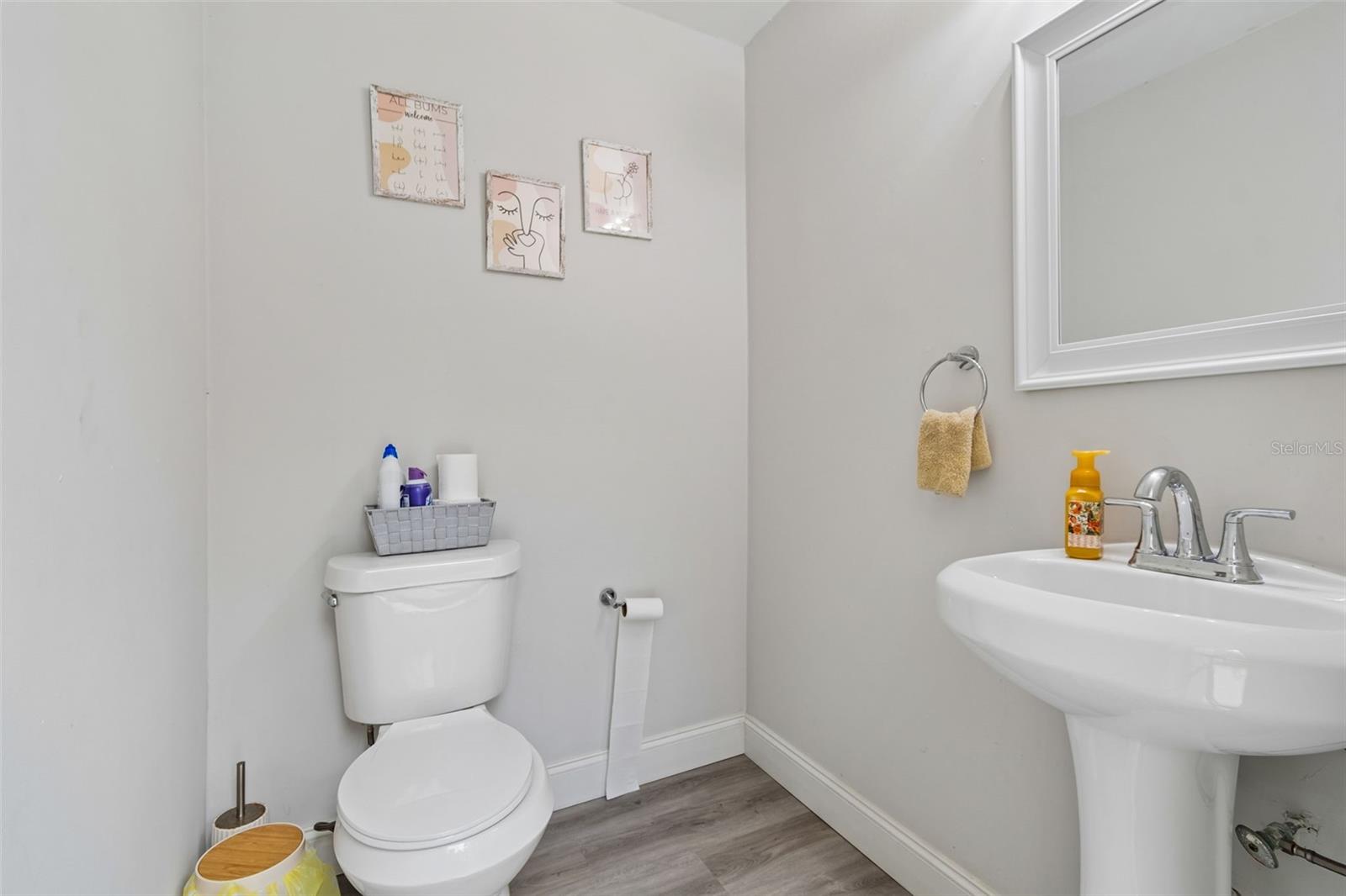 Image 91 of 100 For 7403 Spring Court