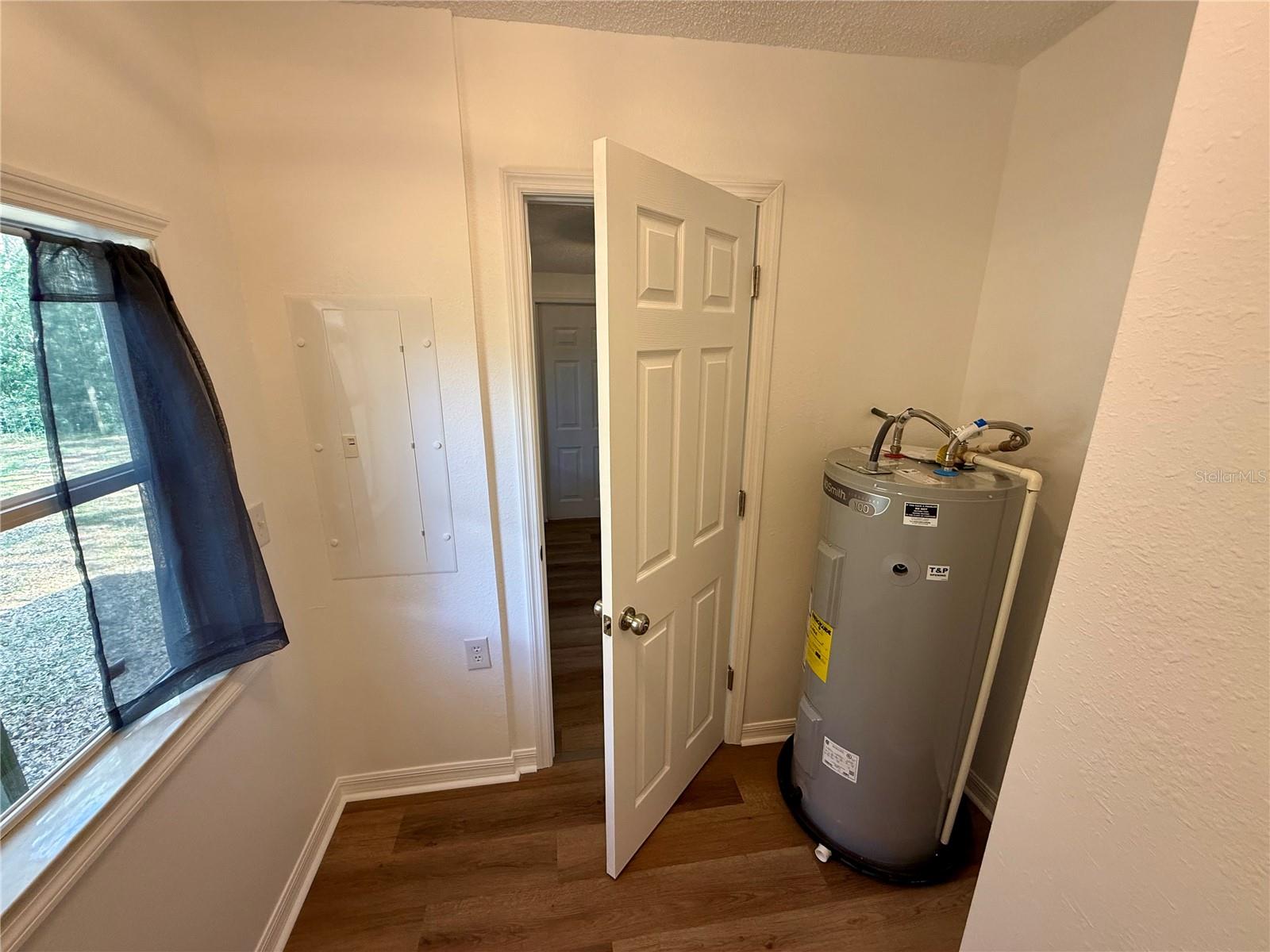 Image 31 of 40 For 7304 23rd Street