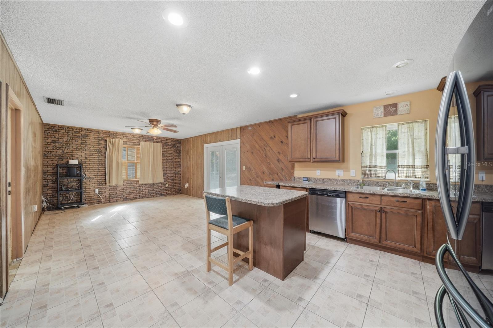 Image 9 of 19 For 2327 Sean Lane