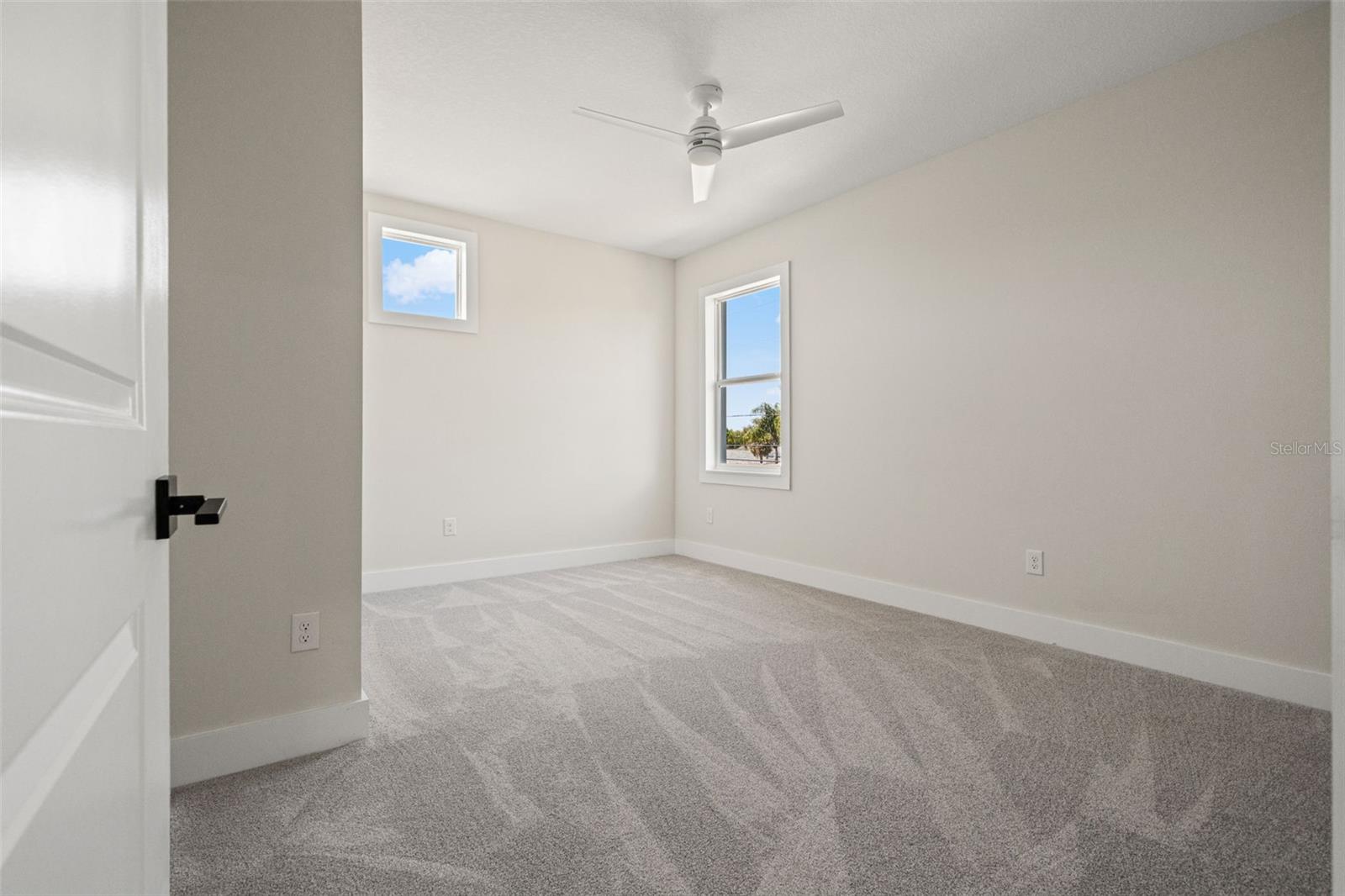 Listing photo id 20 for 3801 Luma Drive