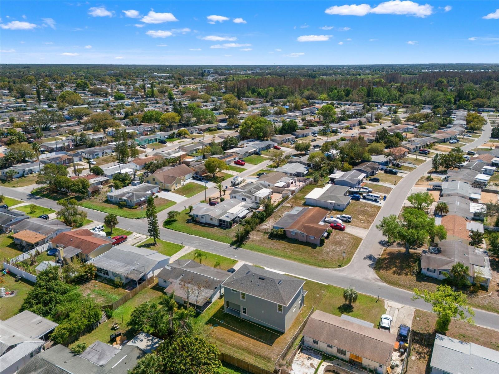 Listing photo id 33 for 3801 Luma Drive