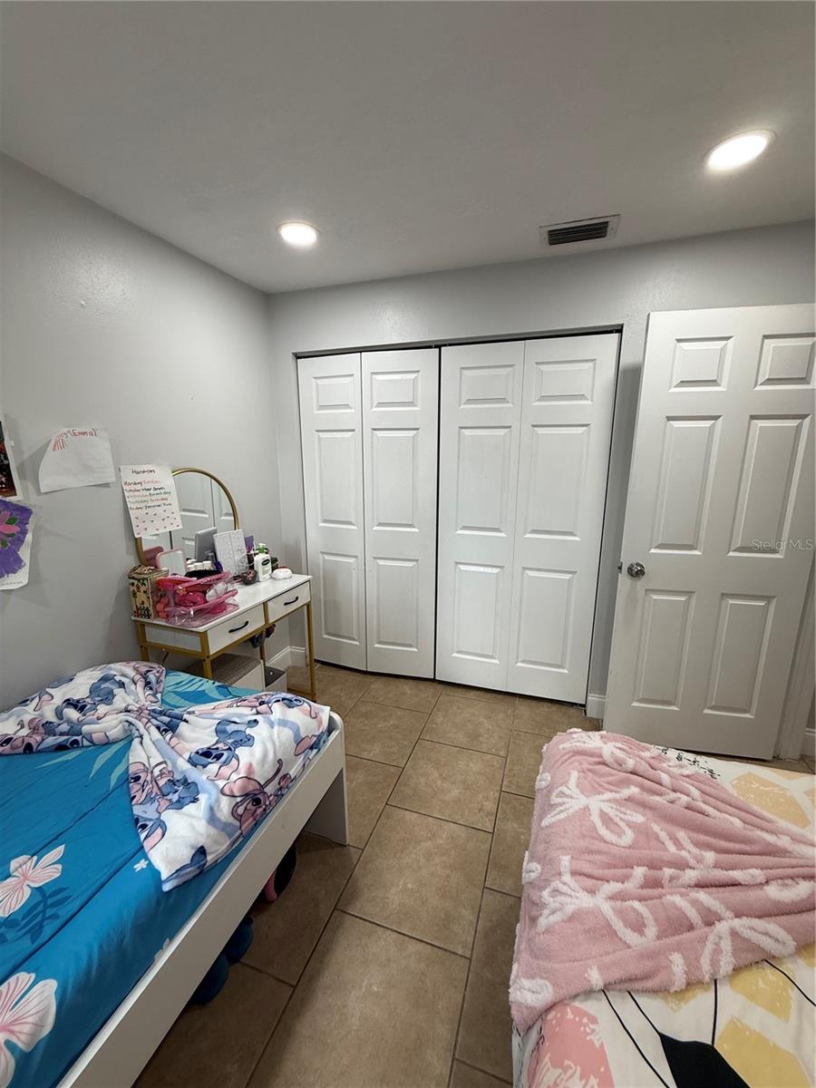 Image 17 of 27 For 4413 Ridgeline Circle