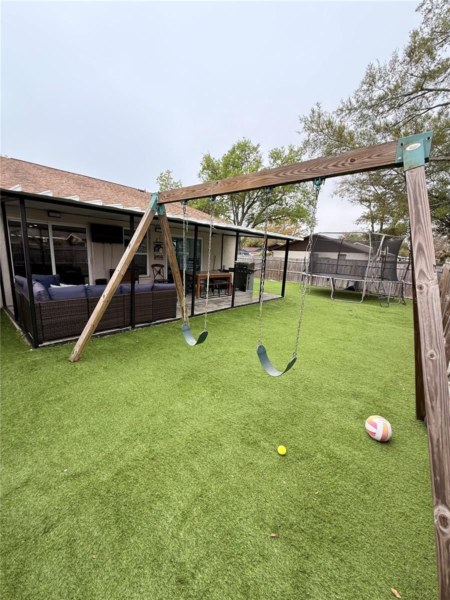 Image 25 of 27 For 4413 Ridgeline Circle