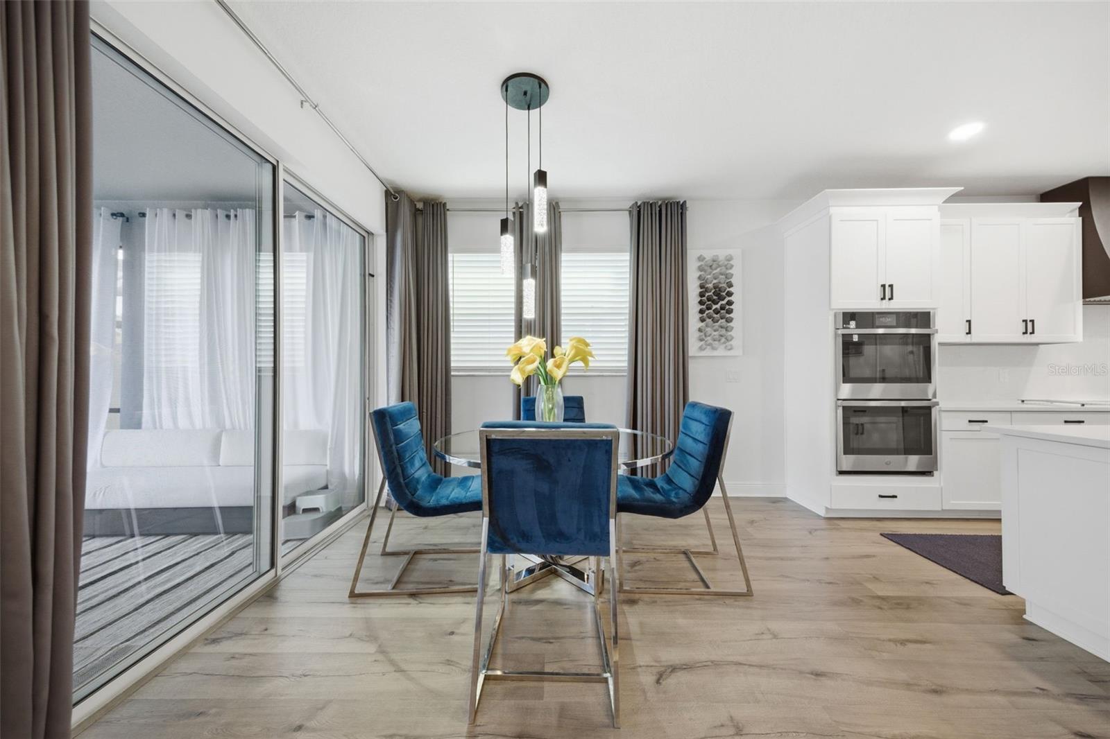 Listing photo id 20 for 7771 Notched Pine Bend