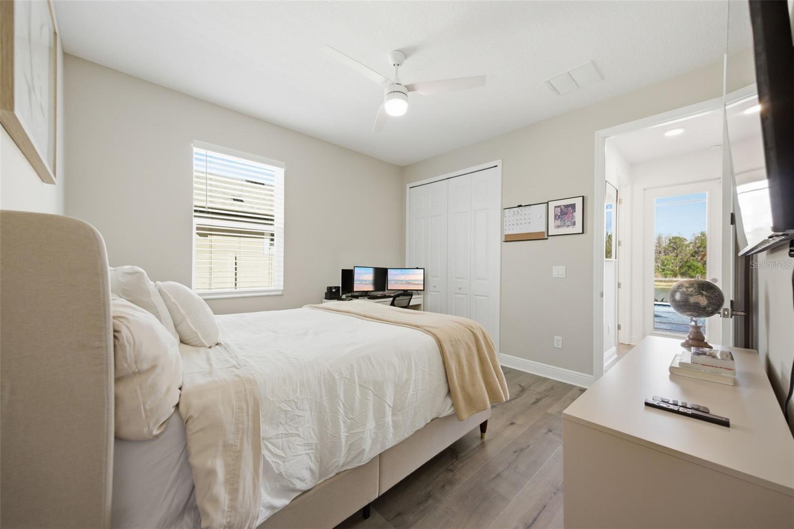 Listing photo id 22 for 7771 Notched Pine Bend