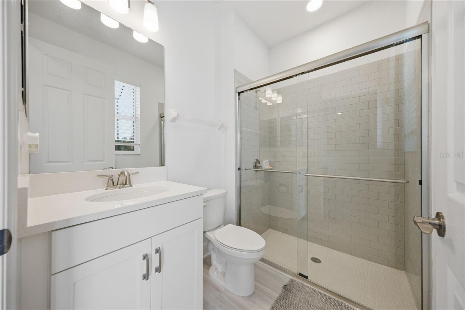 Listing photo id 25 for 7771 Notched Pine Bend