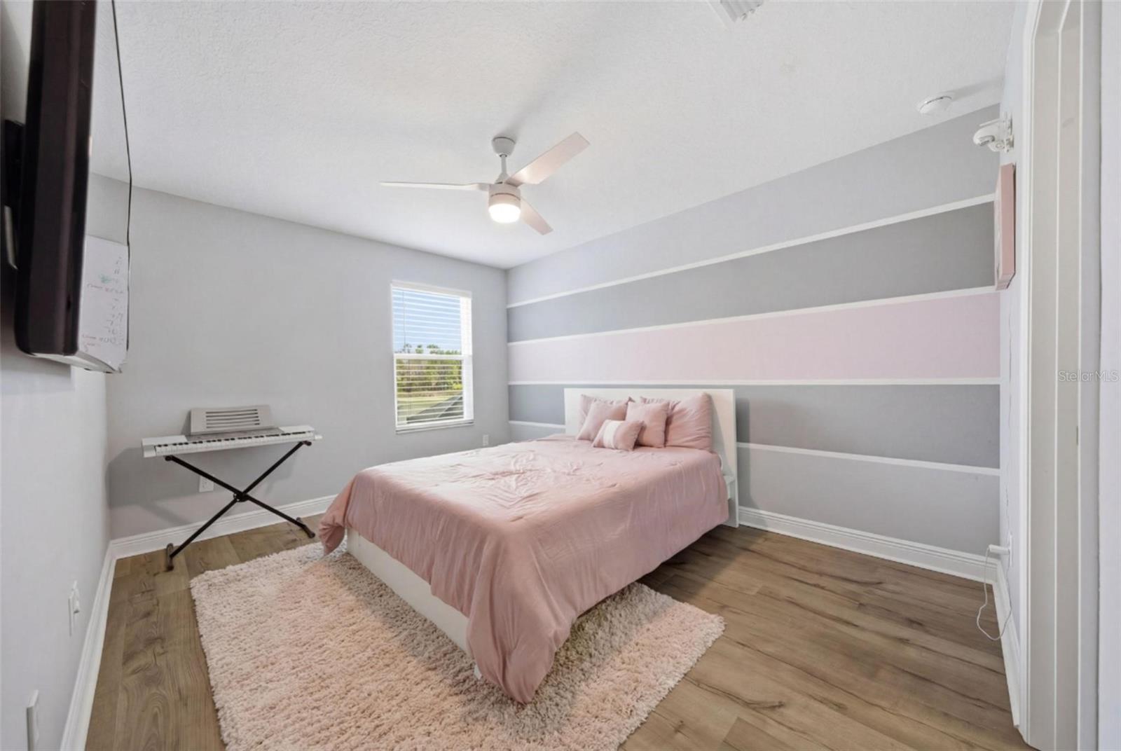 Listing photo id 41 for 7771 Notched Pine Bend