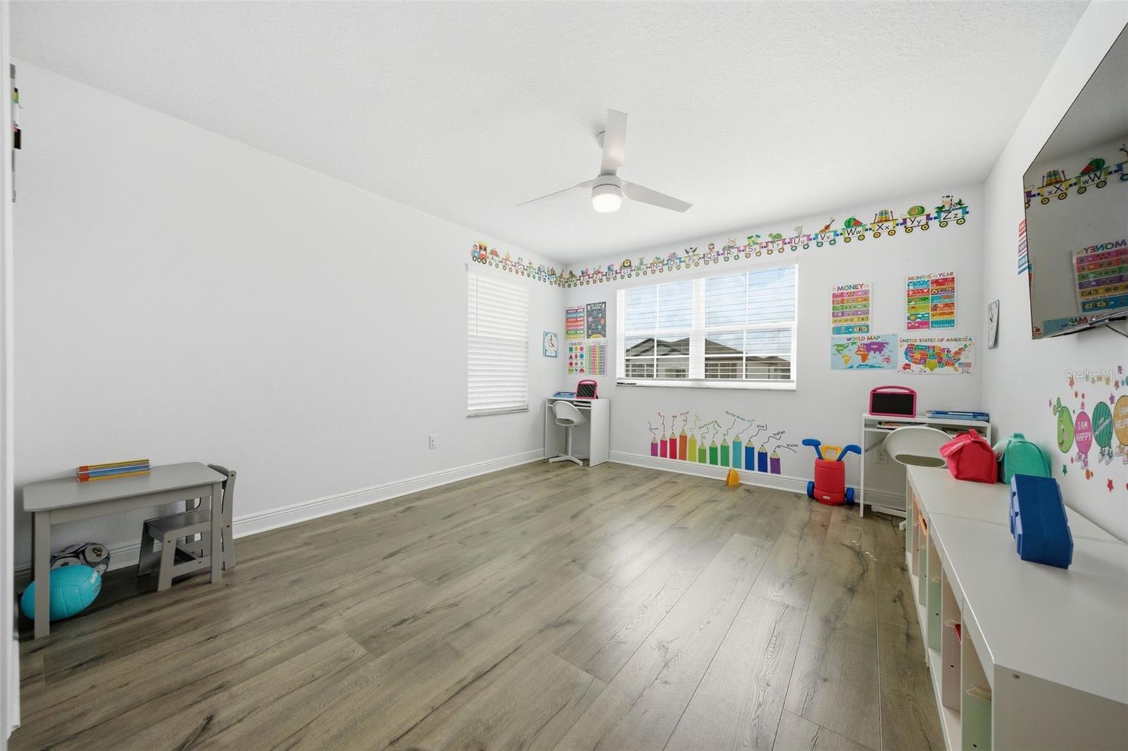 Listing photo id 43 for 7771 Notched Pine Bend