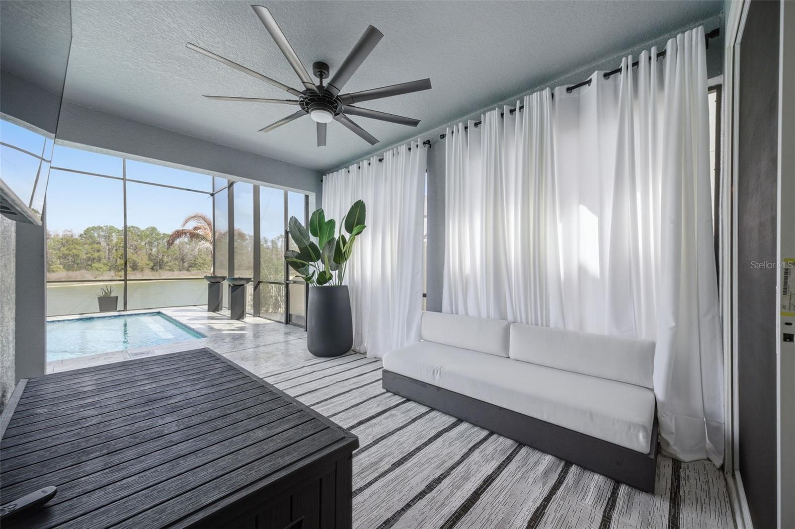 Listing photo id 53 for 7771 Notched Pine Bend