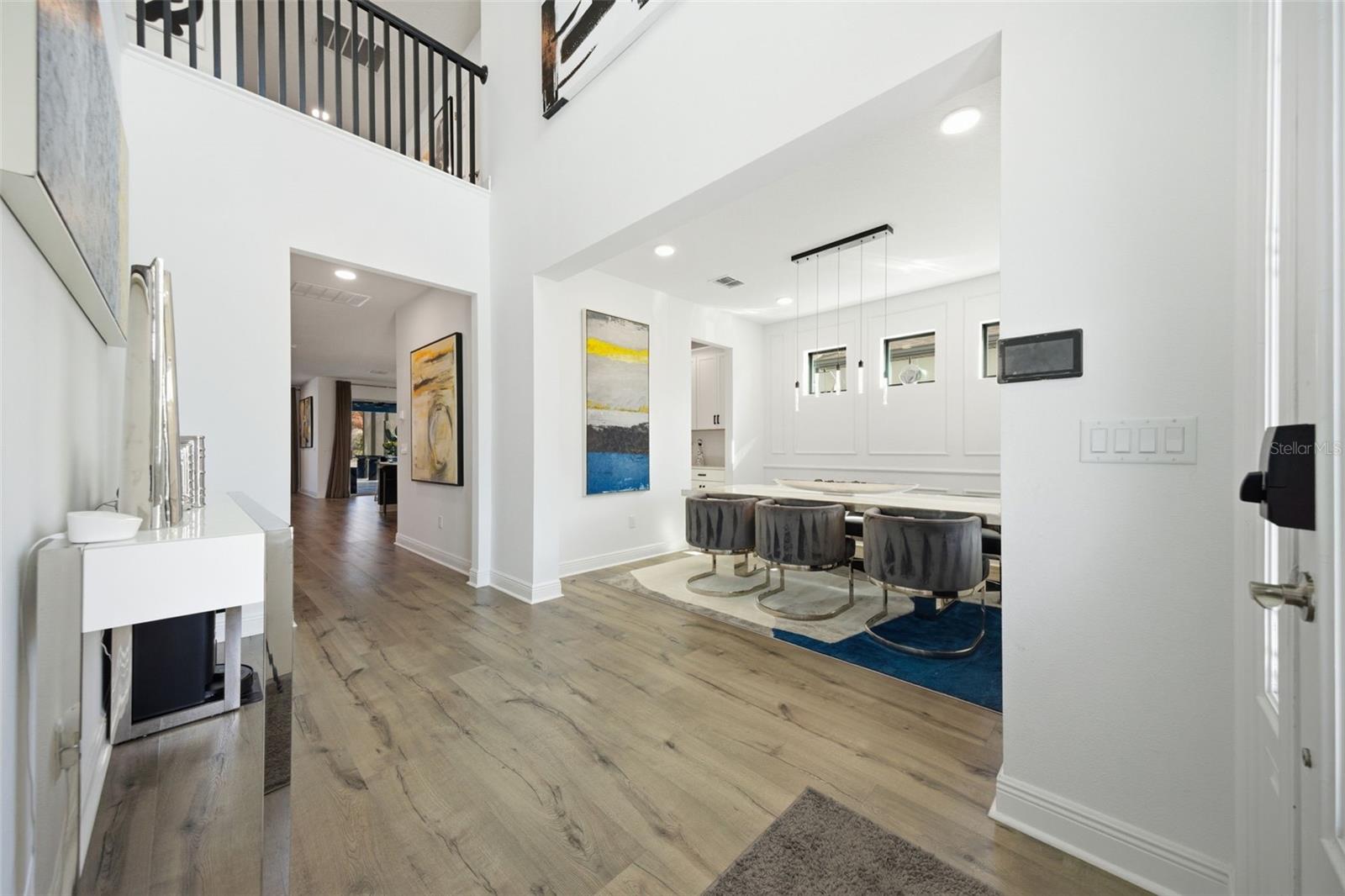 Listing photo id 4 for 7771 Notched Pine Bend